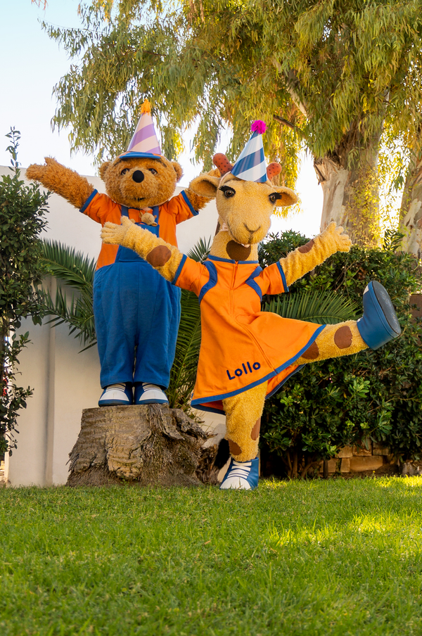 Lollo & Bernie i partyhattar