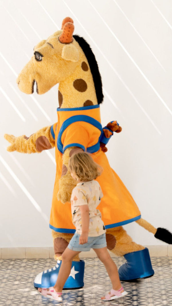 Lollo och Bernie håller handen