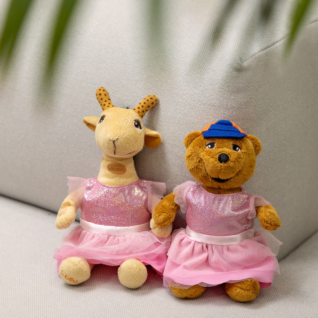 Lollo och Bernie i glitterklänningar