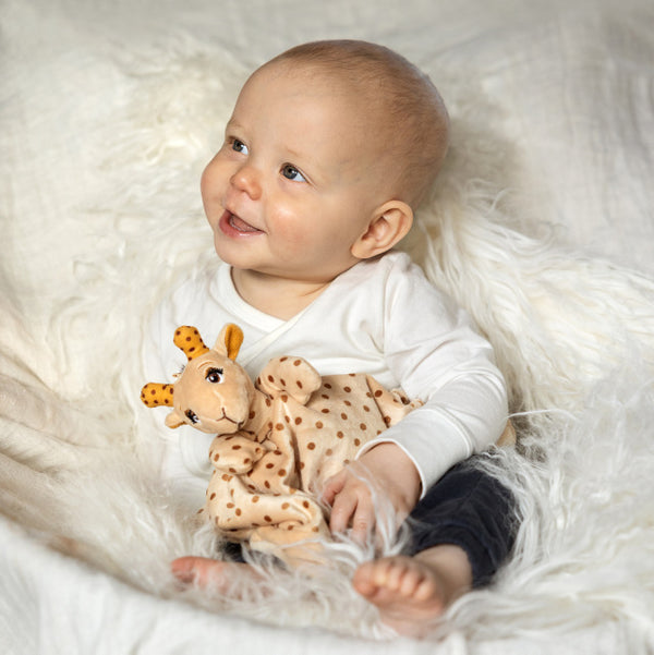 bebis med lollo-snutte